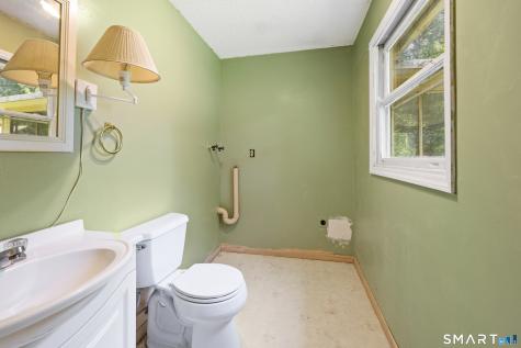 168 Rock Road Burlington CT 06013
