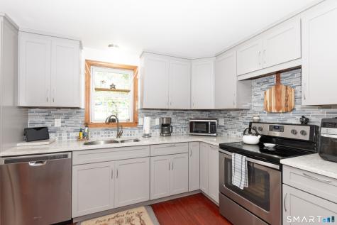 33 Hemlock Drive Woodstock CT 06282
