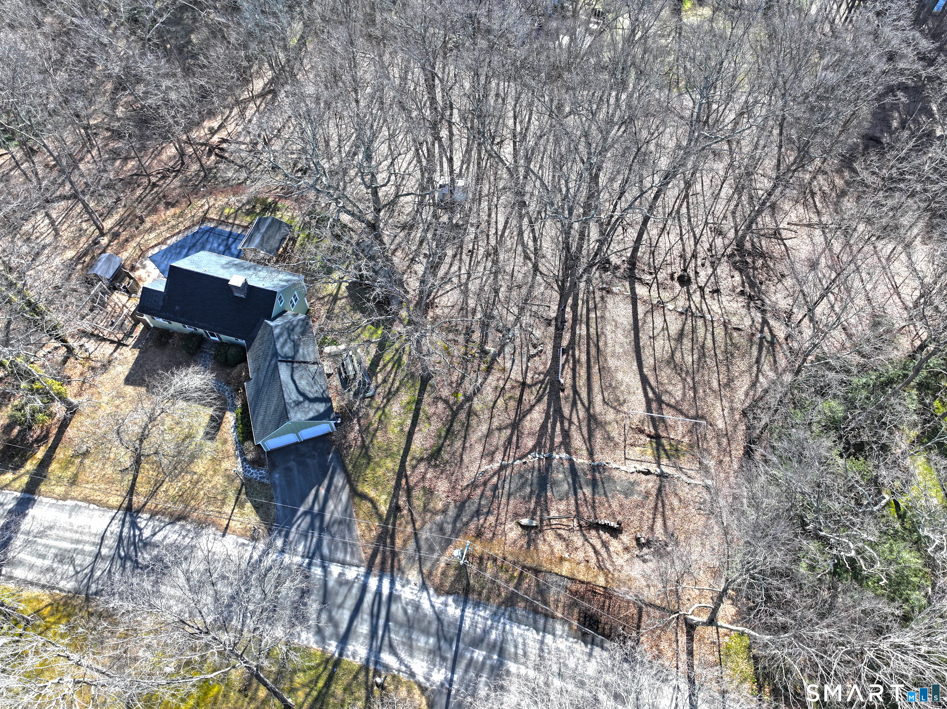10 Cove Hill Road Essex CT 06426