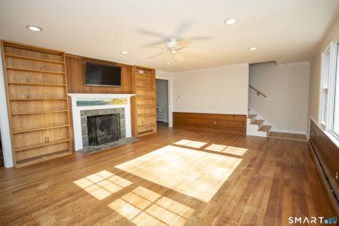 10 Cove Hill Road Essex CT 06426