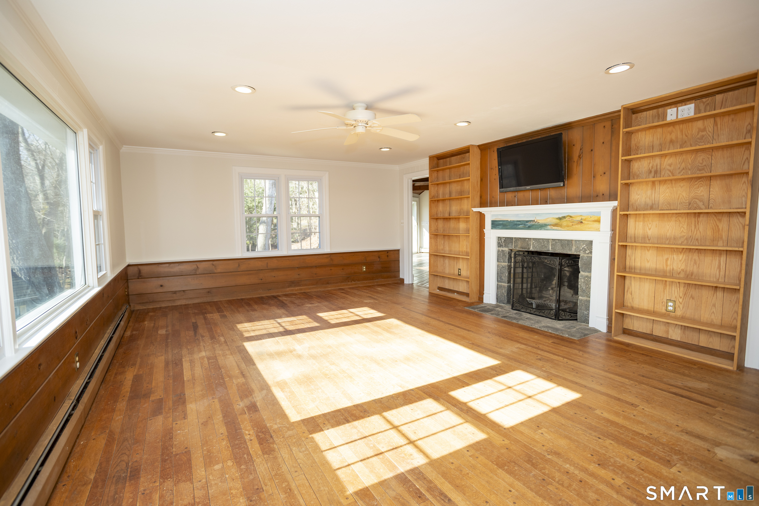 10 Cove Hill Road Essex CT 06426