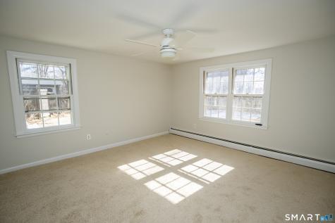 10 Cove Hill Road Essex CT 06426