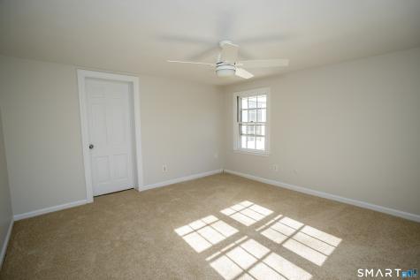 10 Cove Hill Road Essex CT 06426