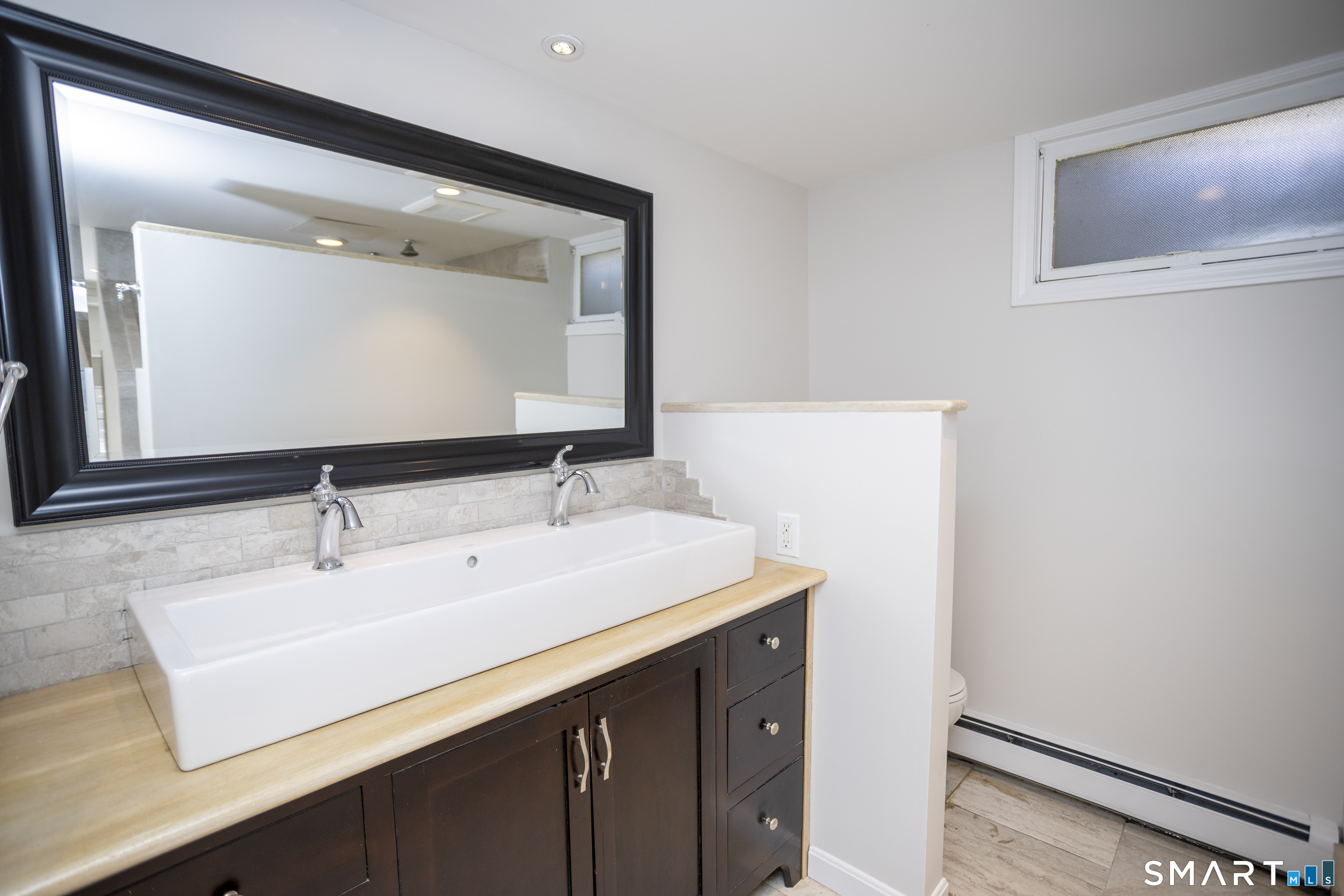 10 Cove Hill Road Essex CT 06426