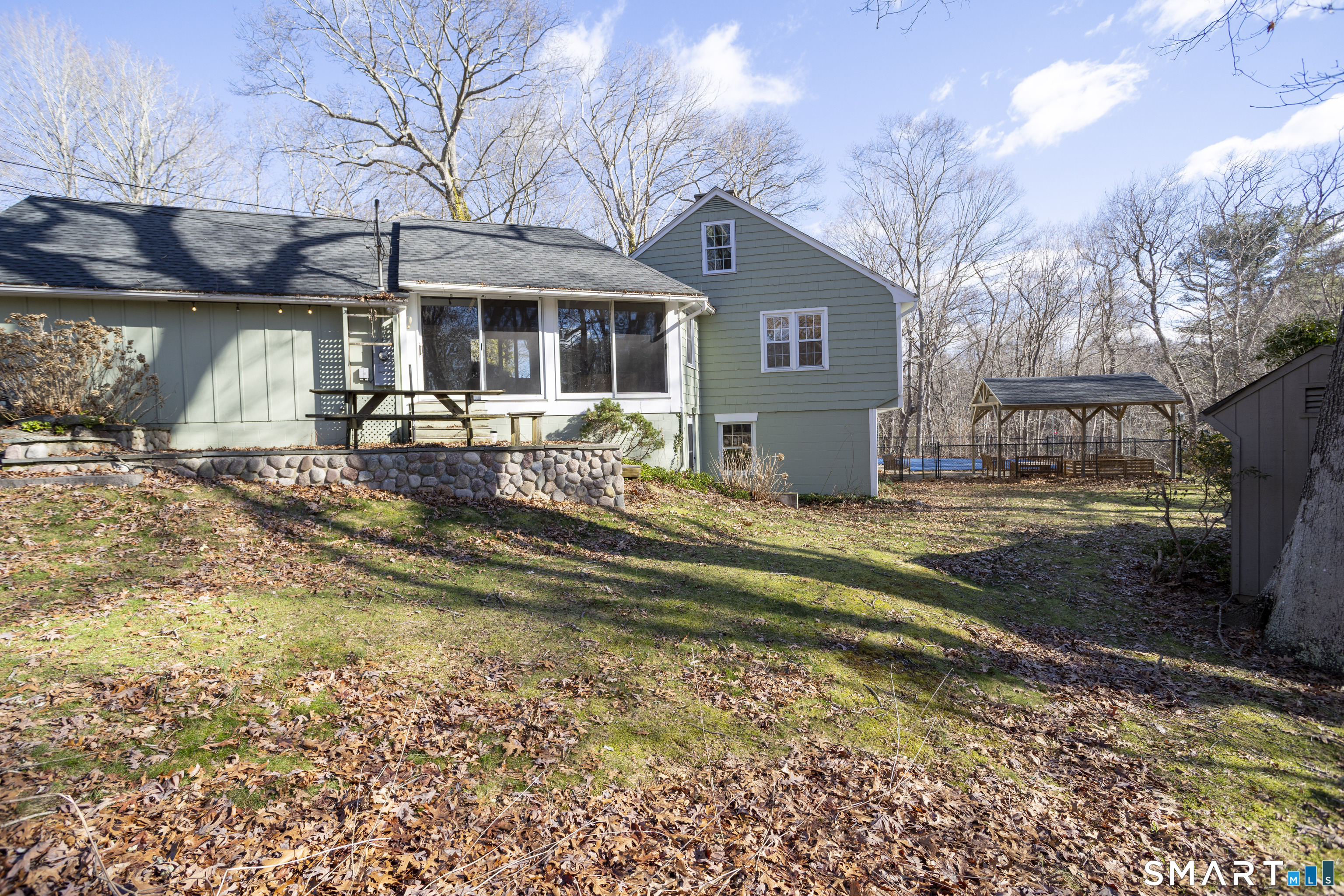 10 Cove Hill Road Essex CT 06426