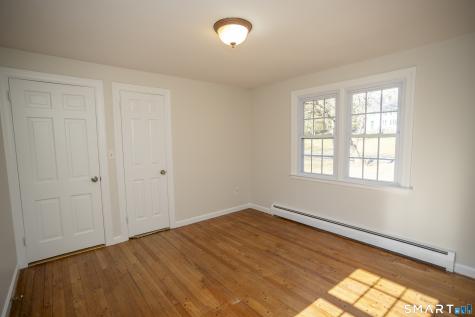 10 Cove Hill Road Essex CT 06426
