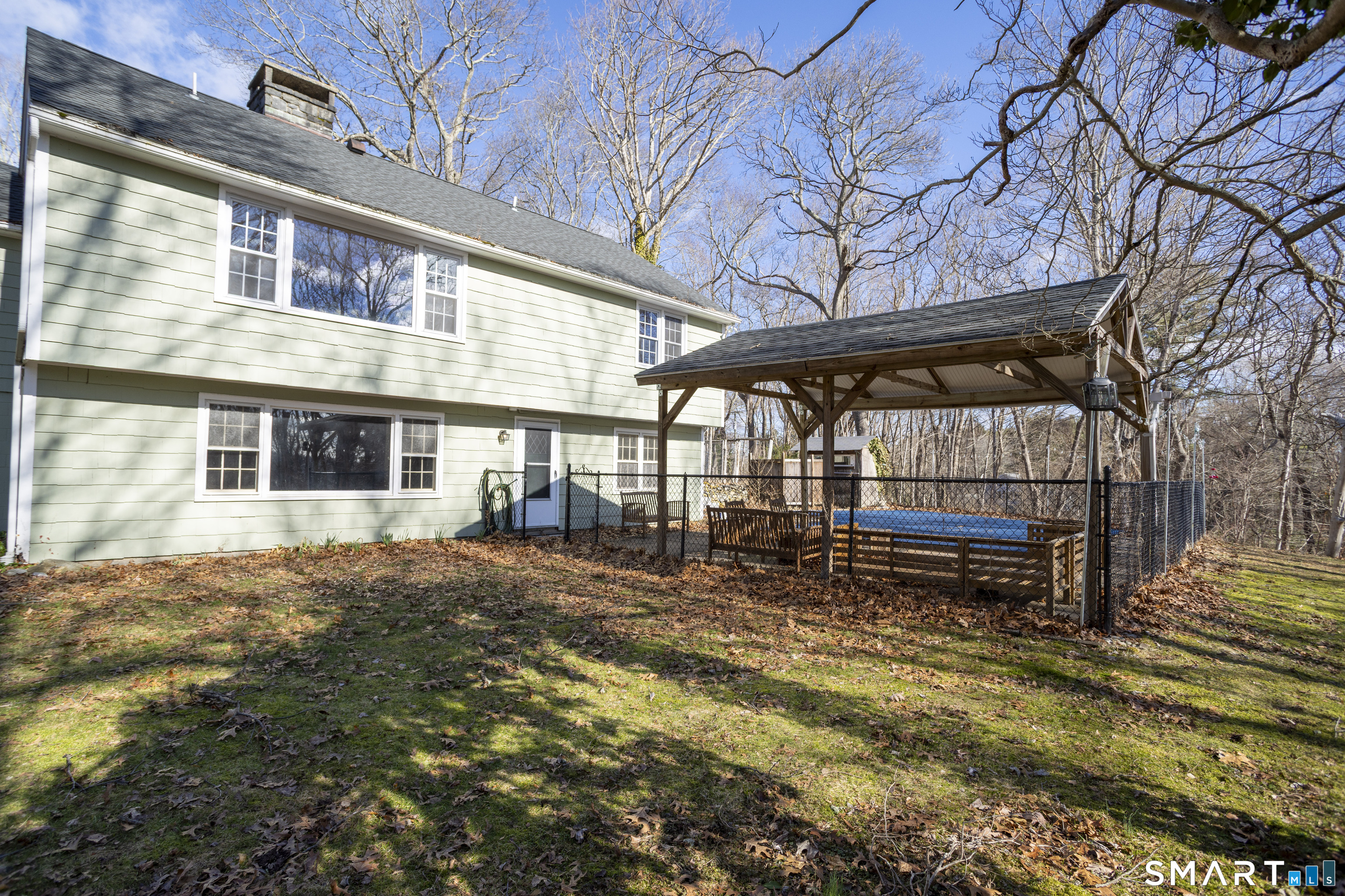 10 Cove Hill Road Essex CT 06426