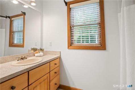 148 Balazs Road Willington CT 06279