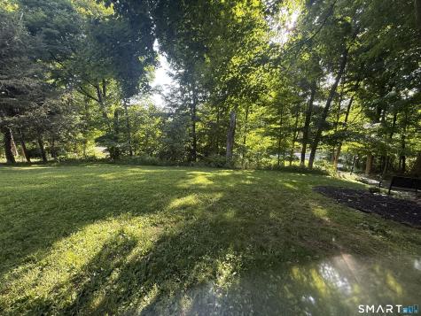 208 Strongtown Road Southbury CT 06488