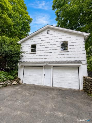 208 Strongtown Road Southbury CT 06488