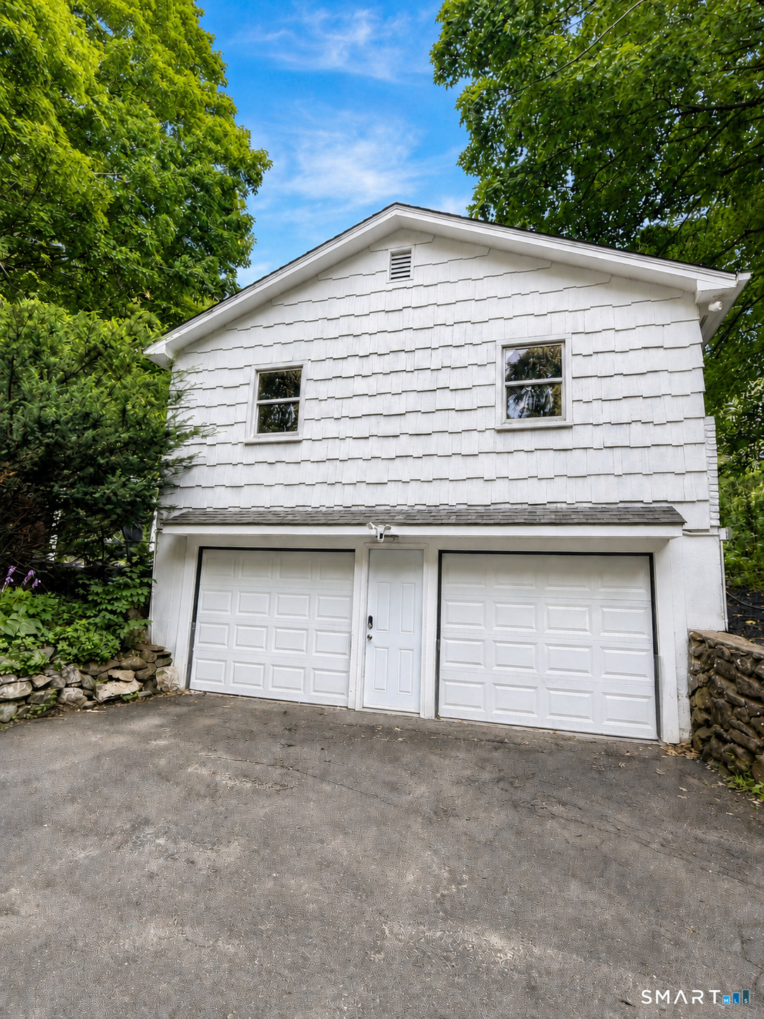 208 Strongtown Road Southbury CT 06488