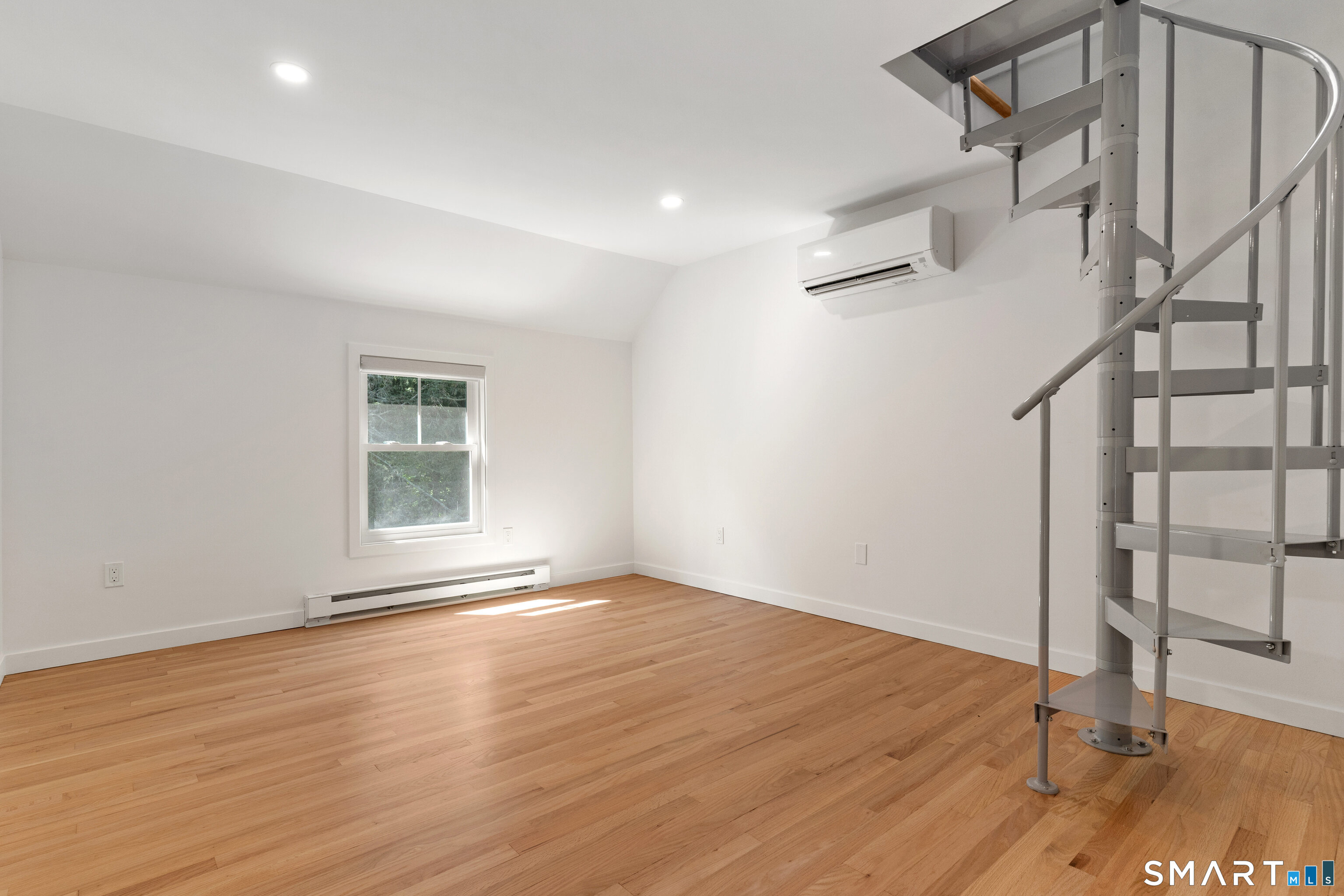 137 Flat Meadow Road Guilford CT 06437