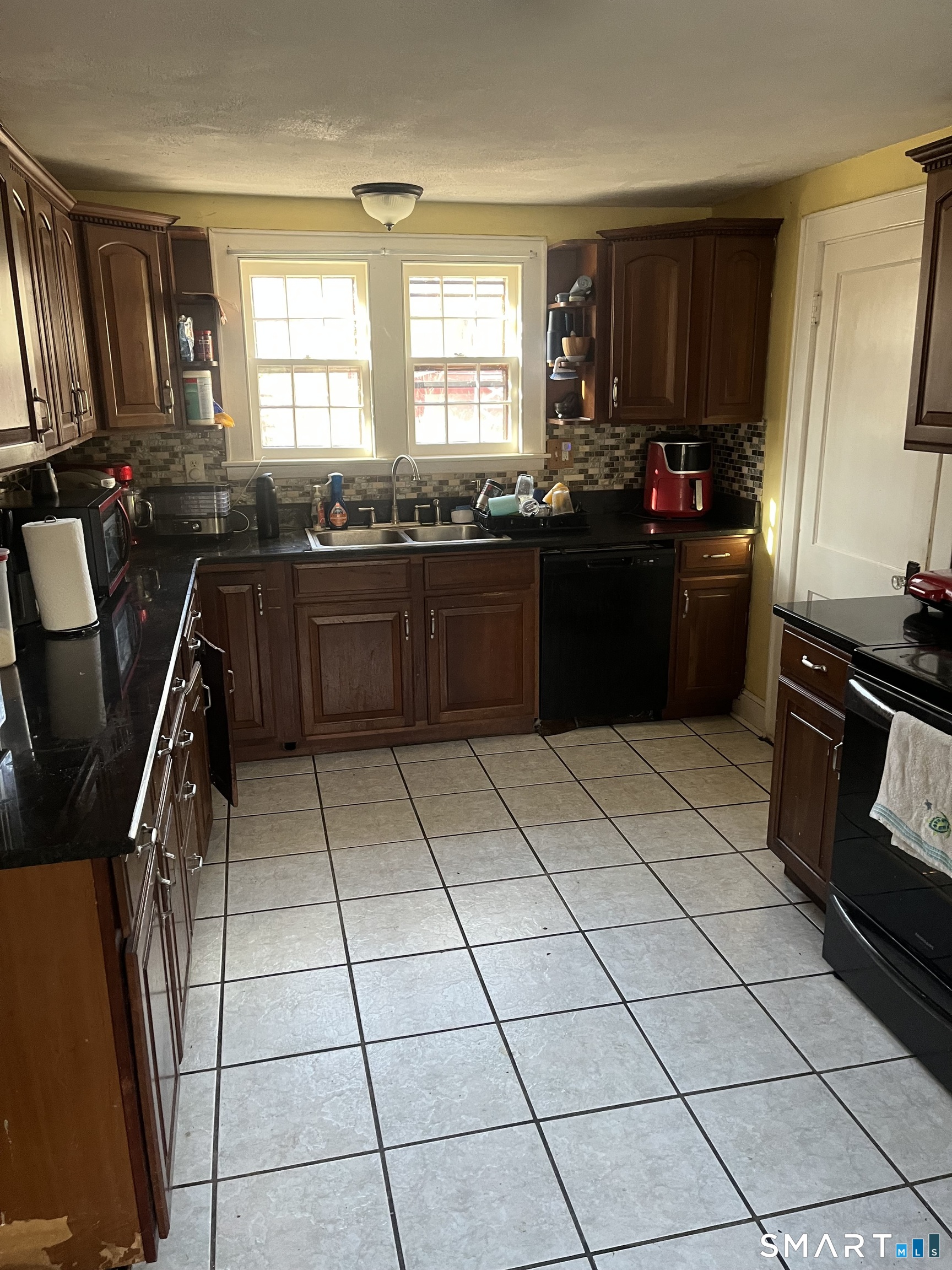 61 Sandy Hill Road Middlebury CT 06762