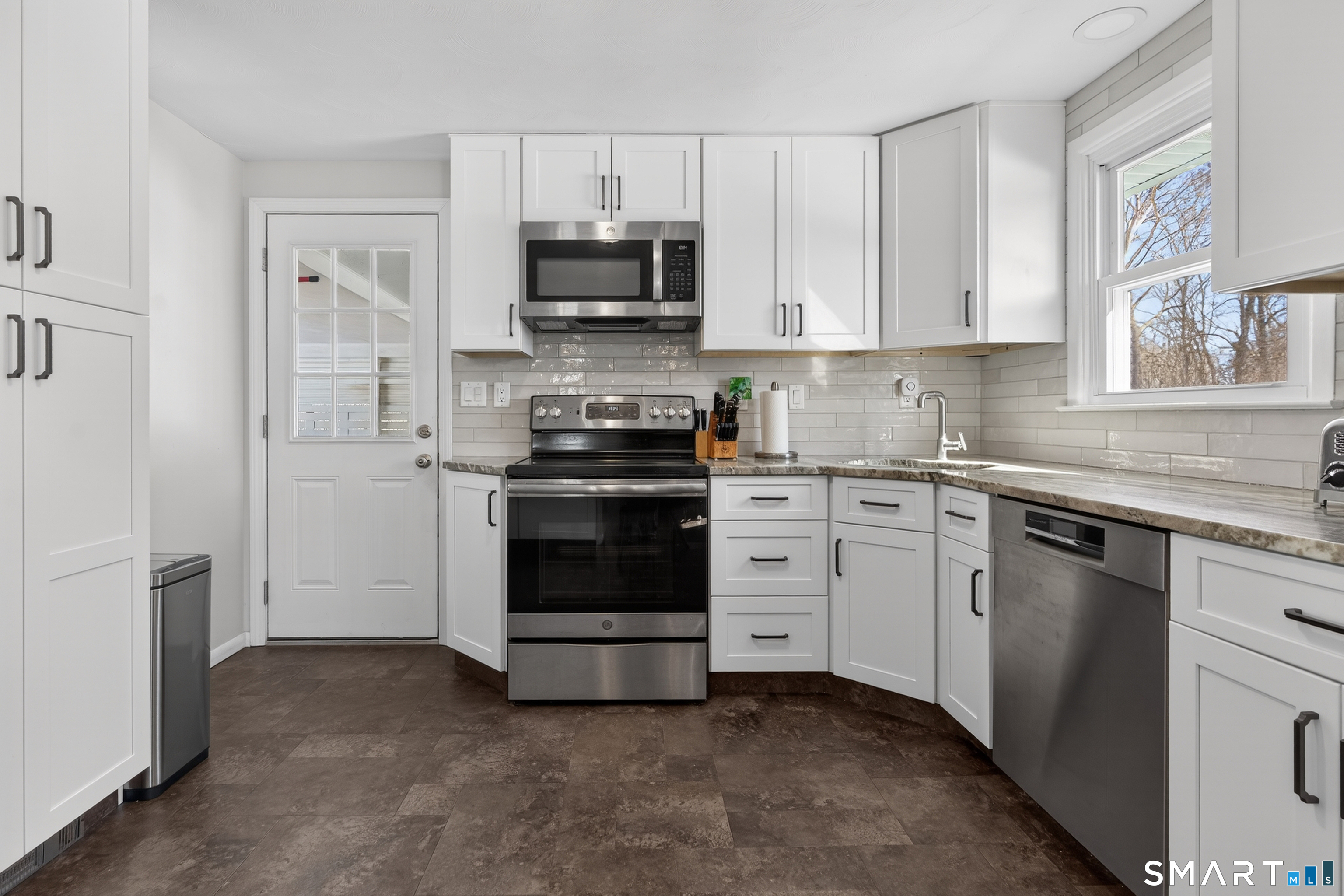 70 Bel Aire Drive Groton CT 06355