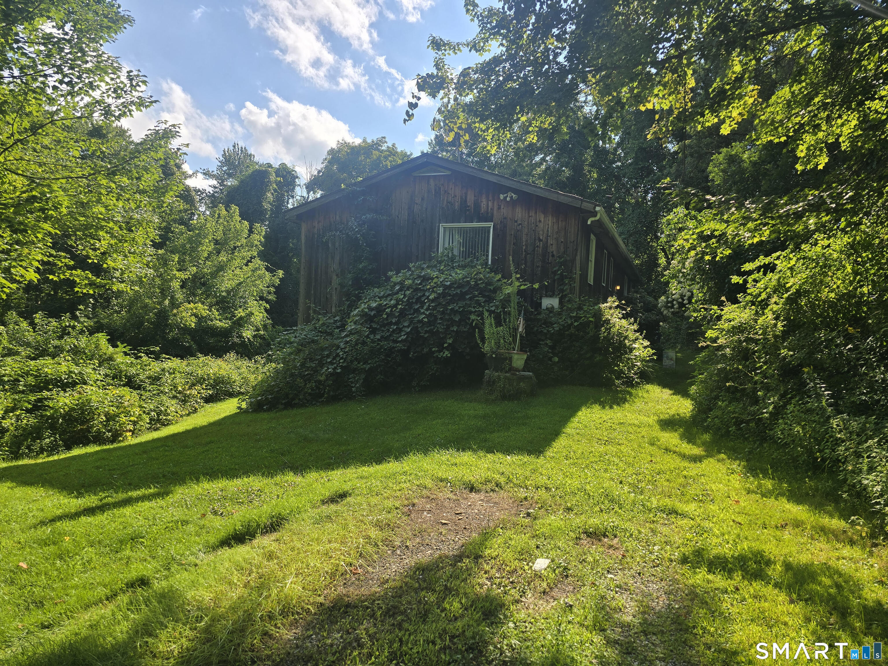 16 Strawberry Lane Warren CT 06777