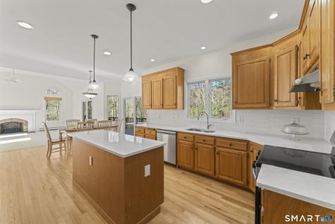 5 Beagle Trail Newtown CT 06482