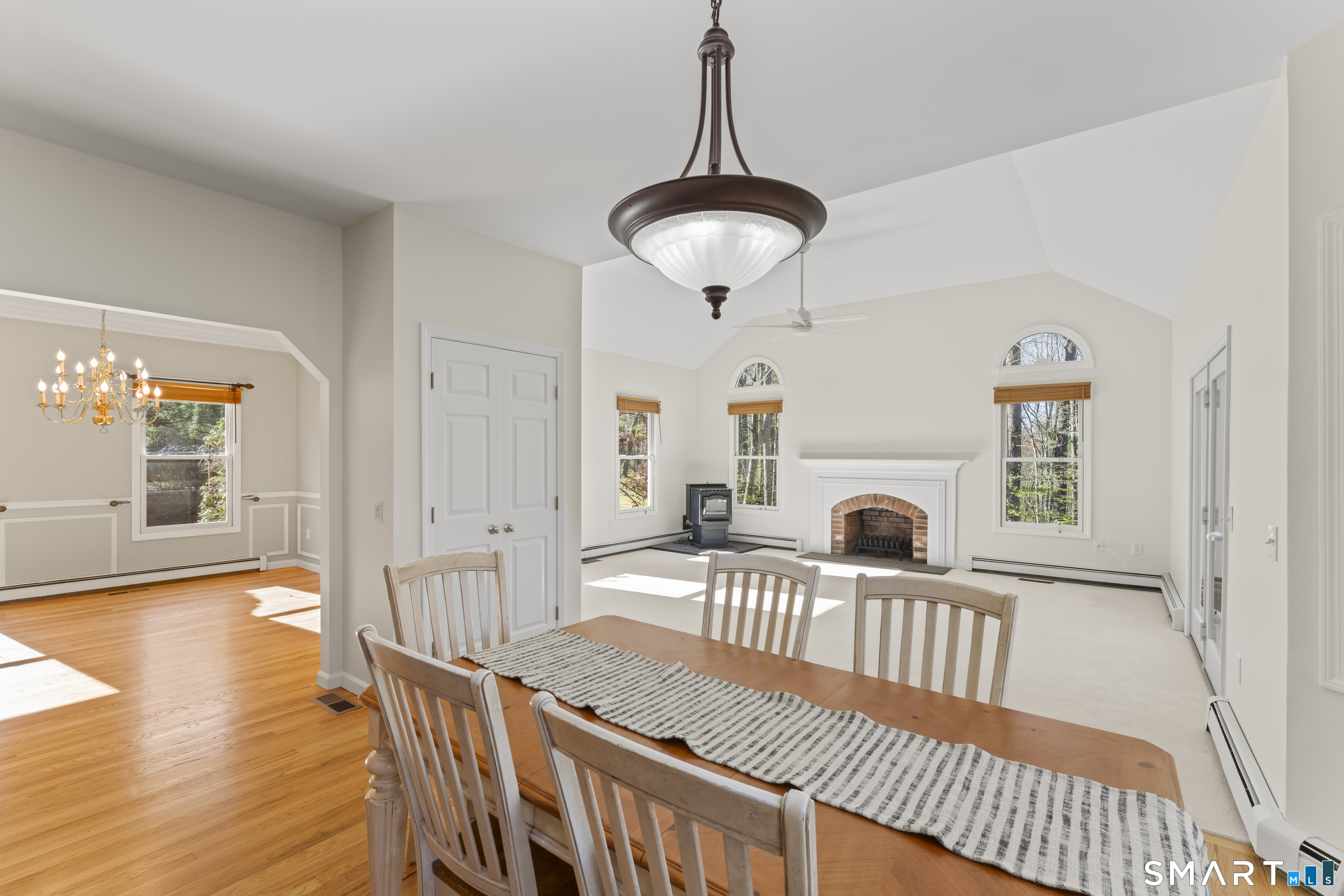 5 Beagle Trail Newtown CT 06482