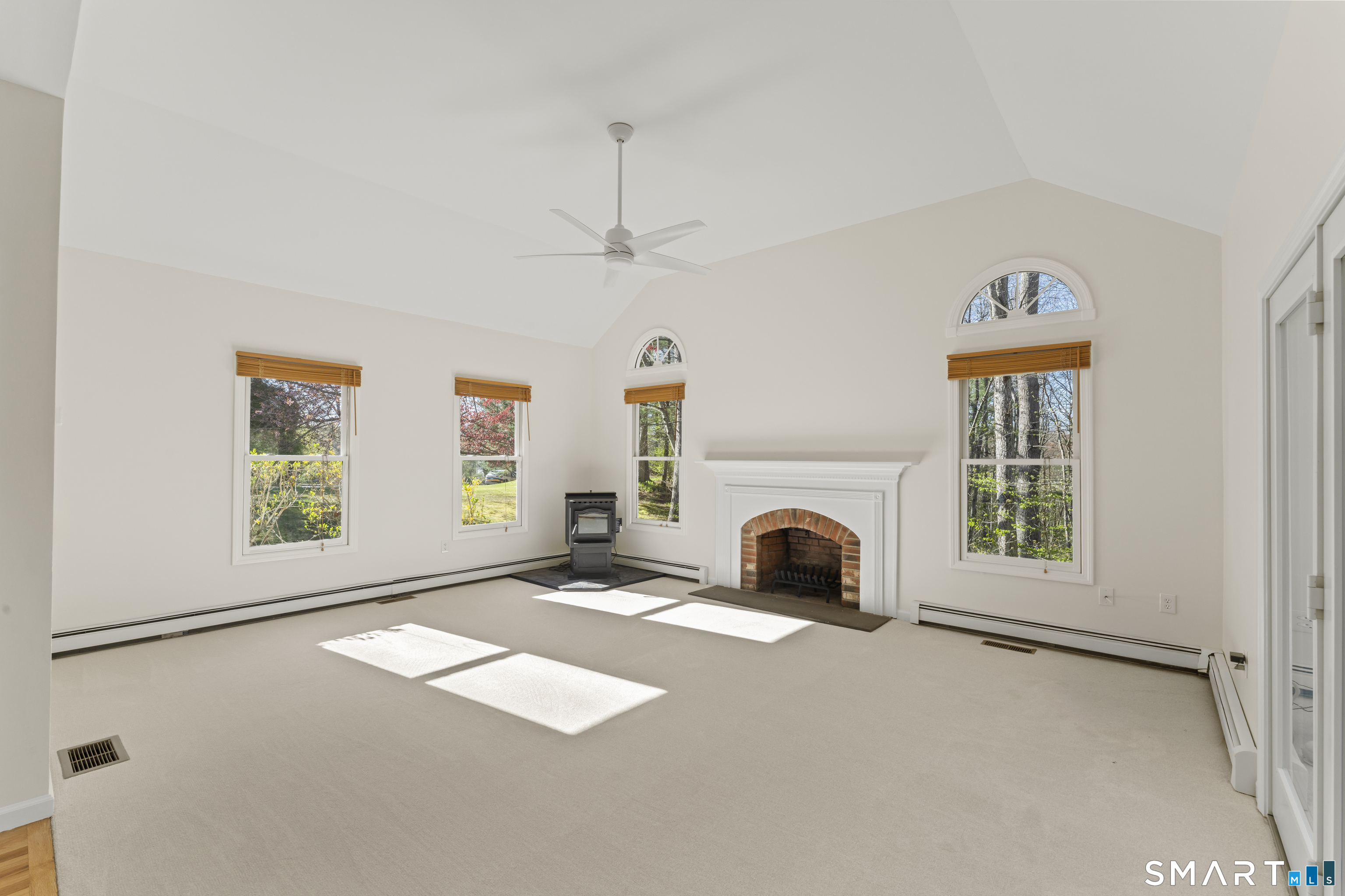 5 Beagle Trail Newtown CT 06482