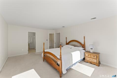 5 Beagle Trail Newtown CT 06482