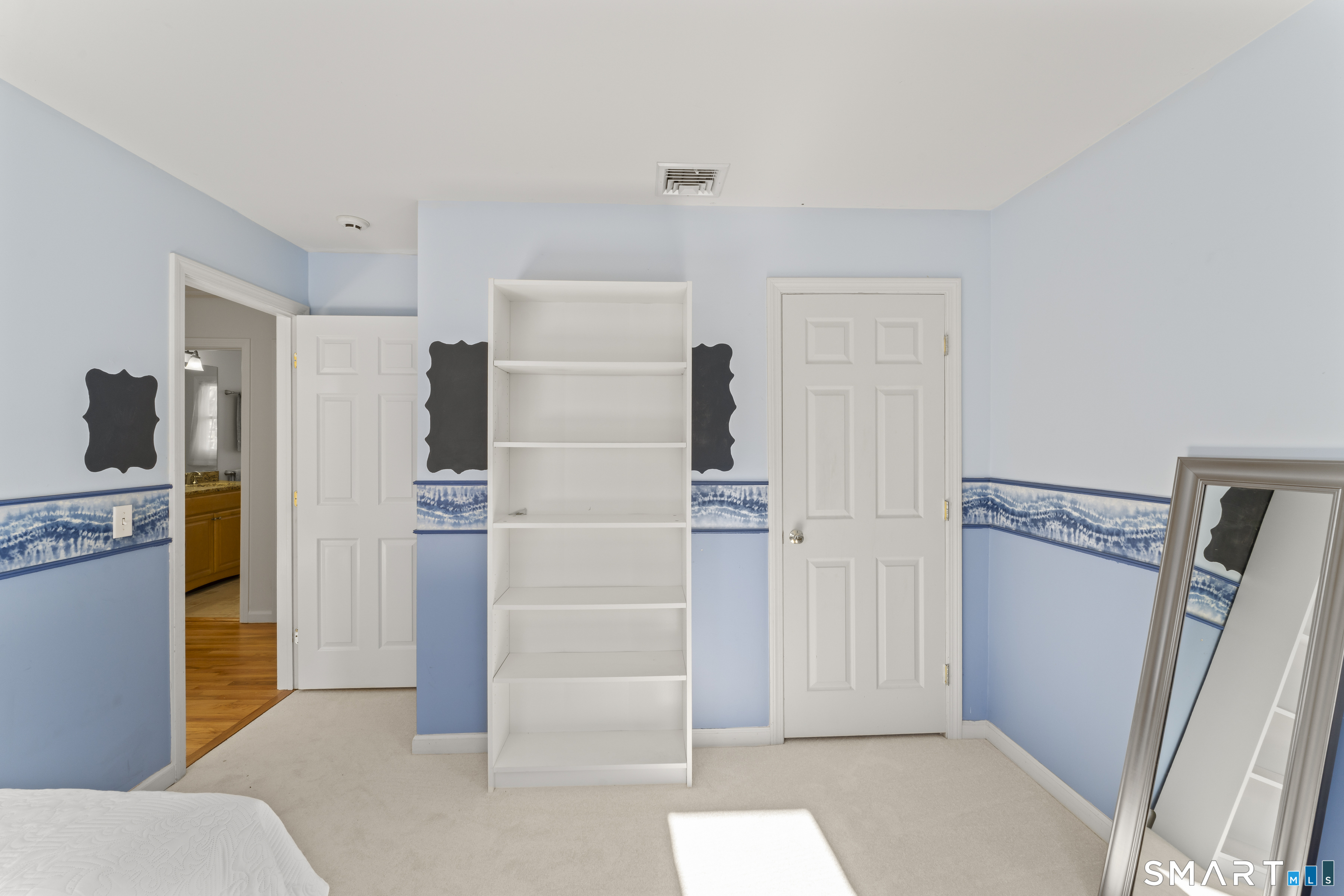 5 Beagle Trail Newtown CT 06482