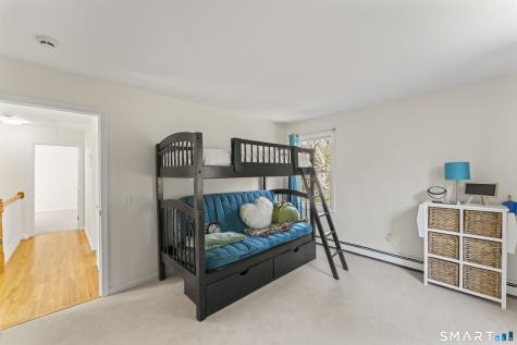 5 Beagle Trail Newtown CT 06482
