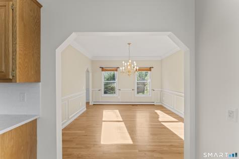 5 Beagle Trail Newtown CT 06482