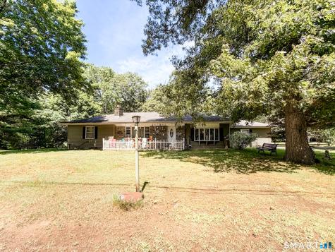 10 Stanley Drive Plainfield CT 06354