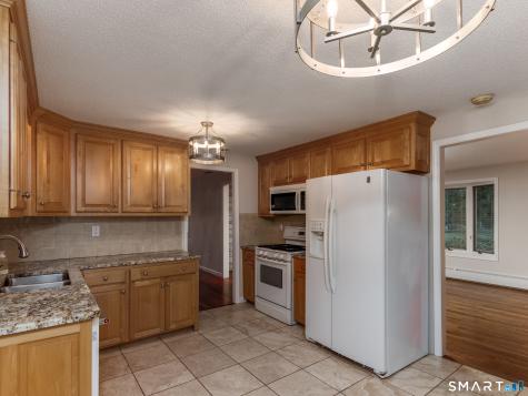 37 Salem Drive Newington CT 06111