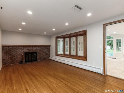 37 Salem Drive Newington CT 06111