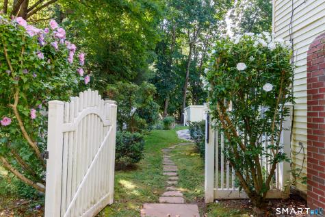 37 Salem Drive Newington CT 06111