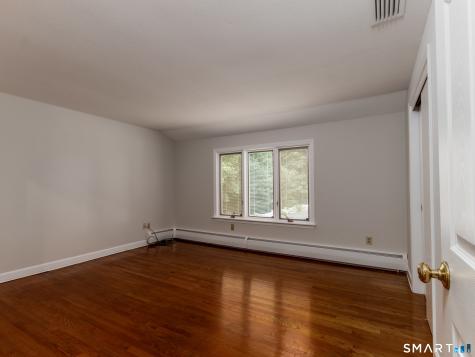 37 Salem Drive Newington CT 06111