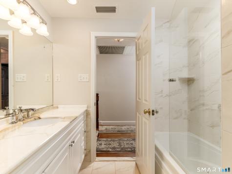 37 Salem Drive Newington CT 06111