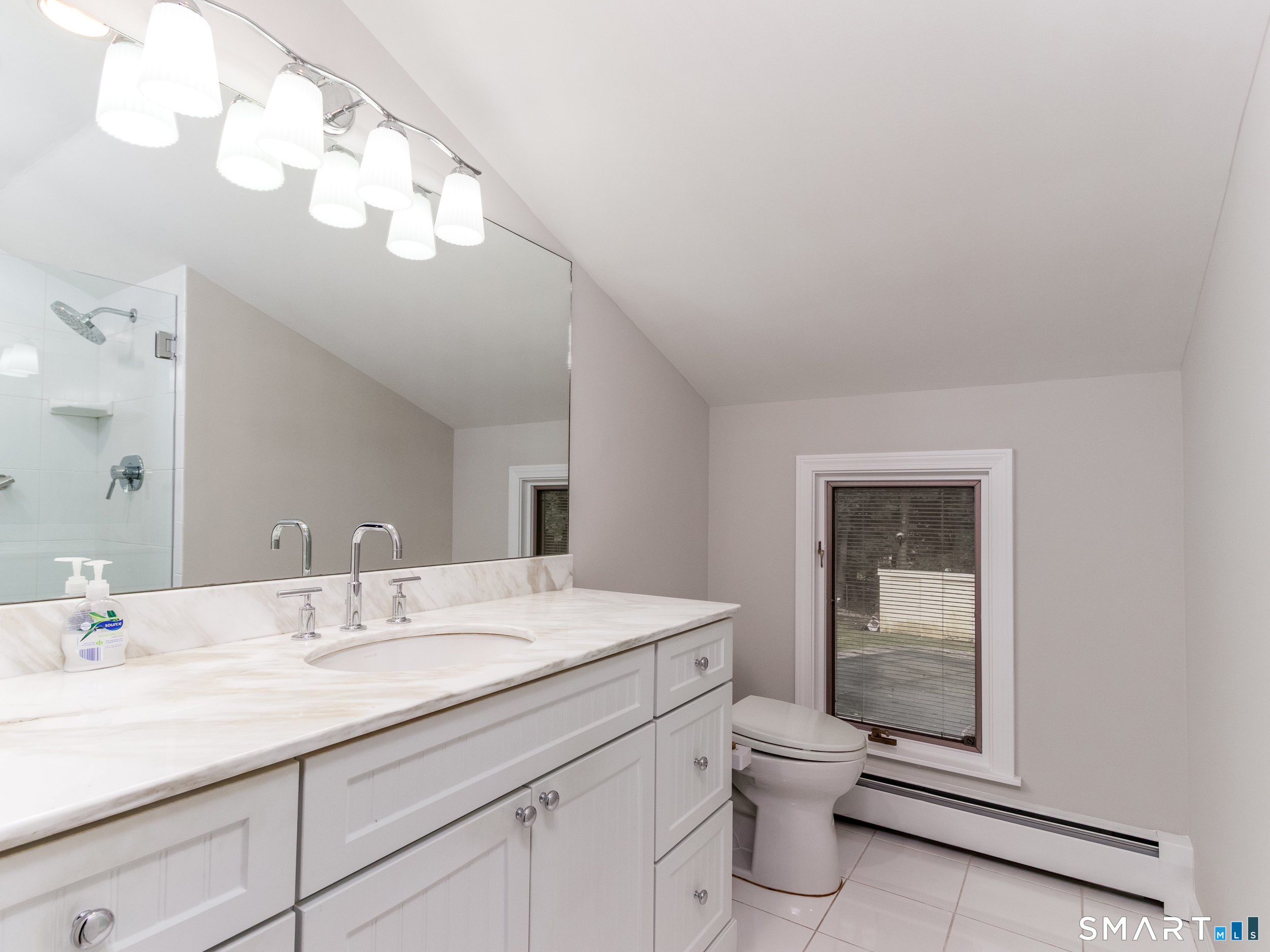 37 Salem Drive Newington CT 06111