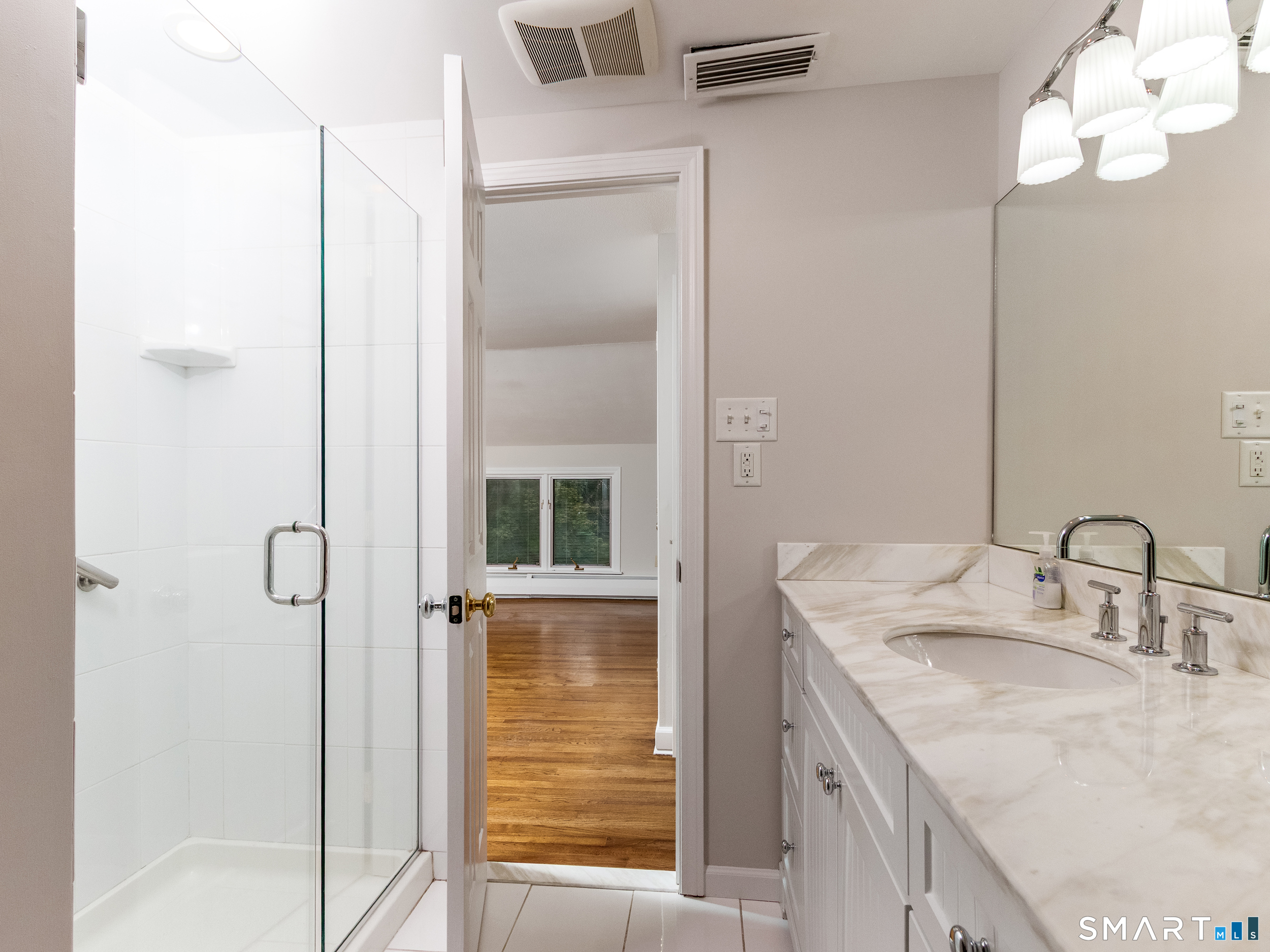 37 Salem Drive Newington CT 06111