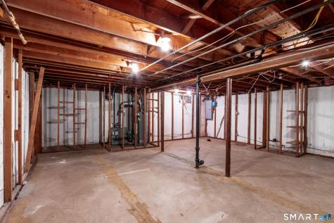 37 Salem Drive Newington CT 06111