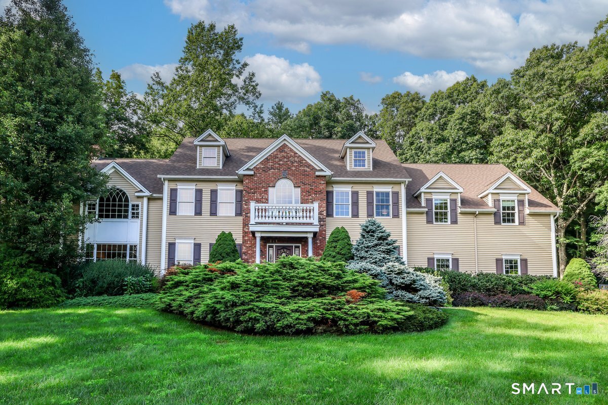 4 Mia Bella Drive New Milford CT 06776