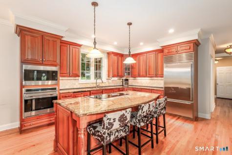 4 Mia Bella Drive New Milford CT 06776