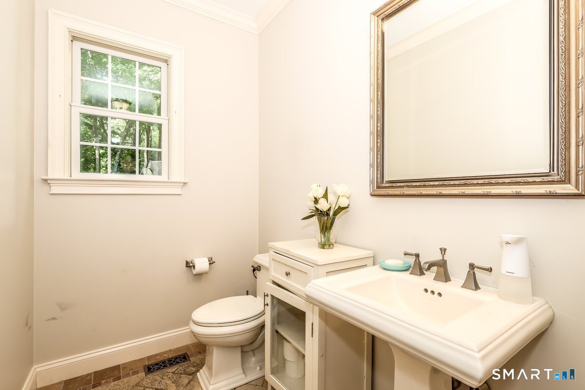 4 Mia Bella Drive New Milford CT 06776