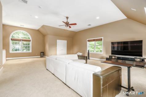 4 Mia Bella Drive New Milford CT 06776