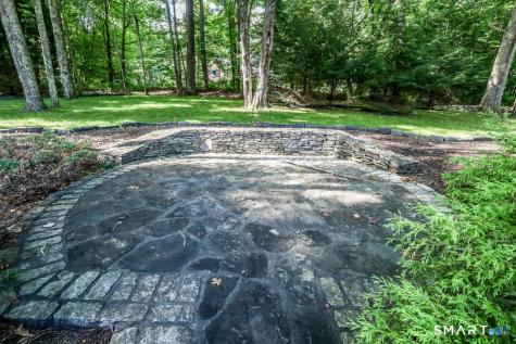 4 Mia Bella Drive New Milford CT 06776