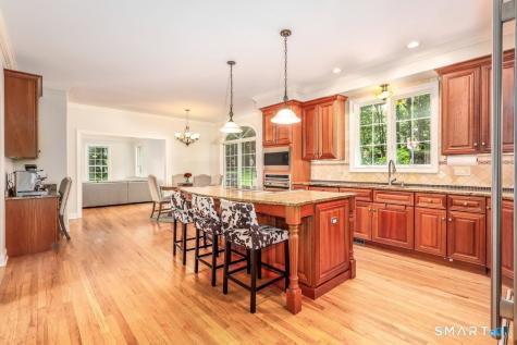 4 Mia Bella Drive New Milford CT 06776