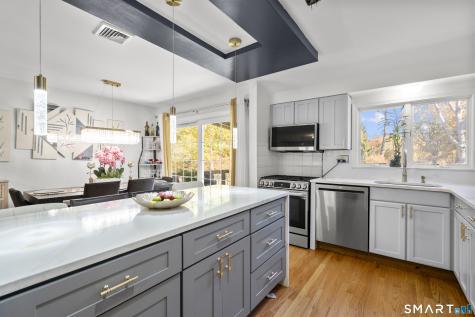 22 Algonquin Road Norwalk CT 06851
