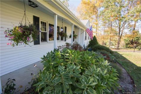 10 Hunting Ridge Road Brookfield CT 06804
