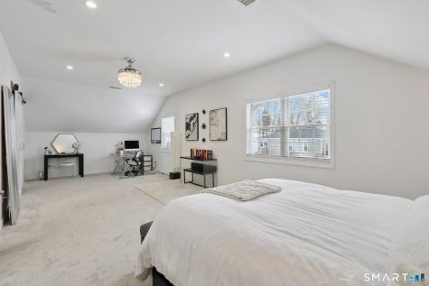 6 Ezra Road Danbury CT 06811