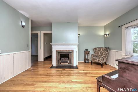 186 Jones Hill Road West Haven CT 06516