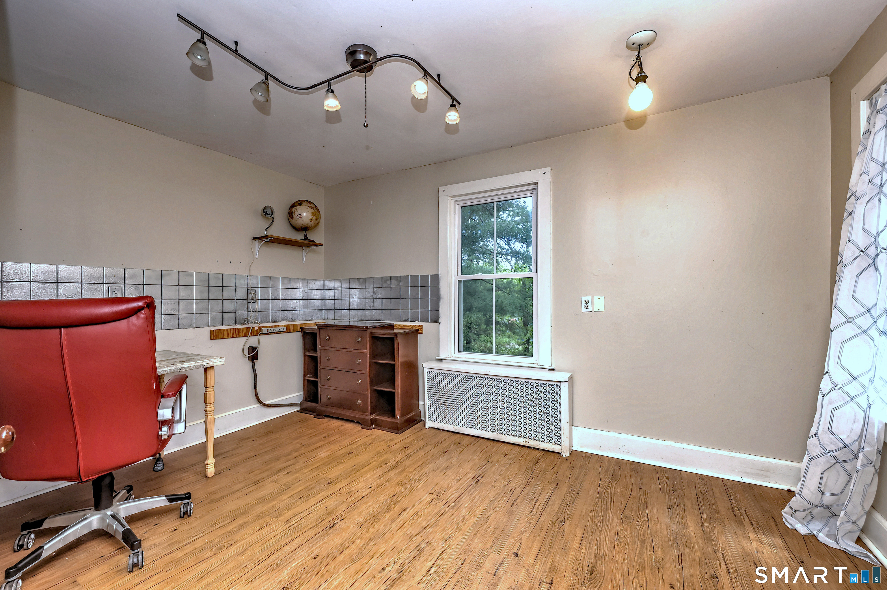 186 Jones Hill Road West Haven CT 06516