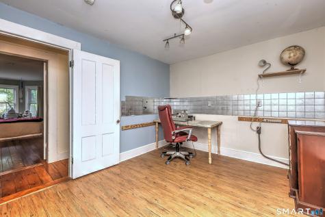 186 Jones Hill Road West Haven CT 06516