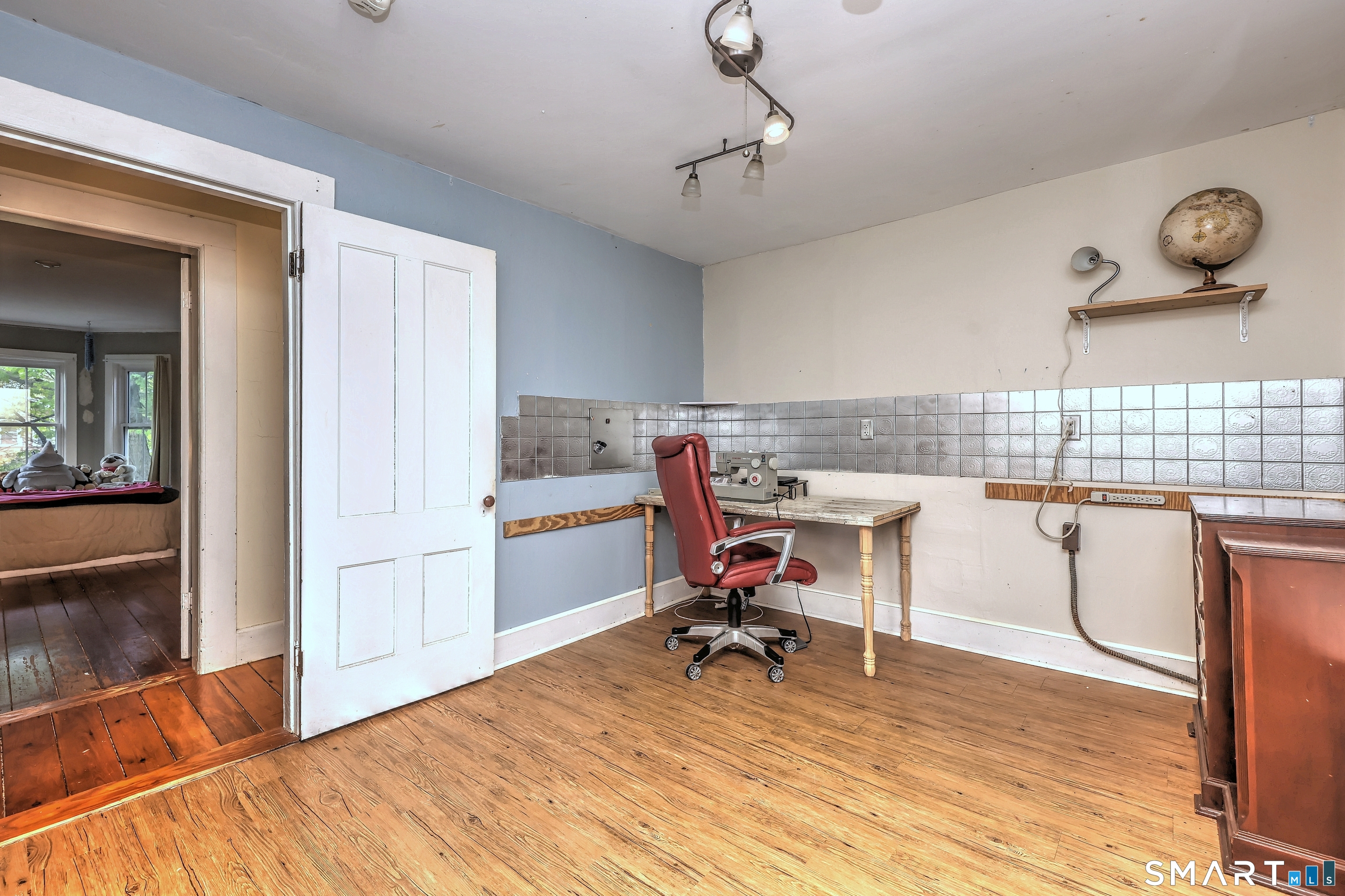 186 Jones Hill Road West Haven CT 06516