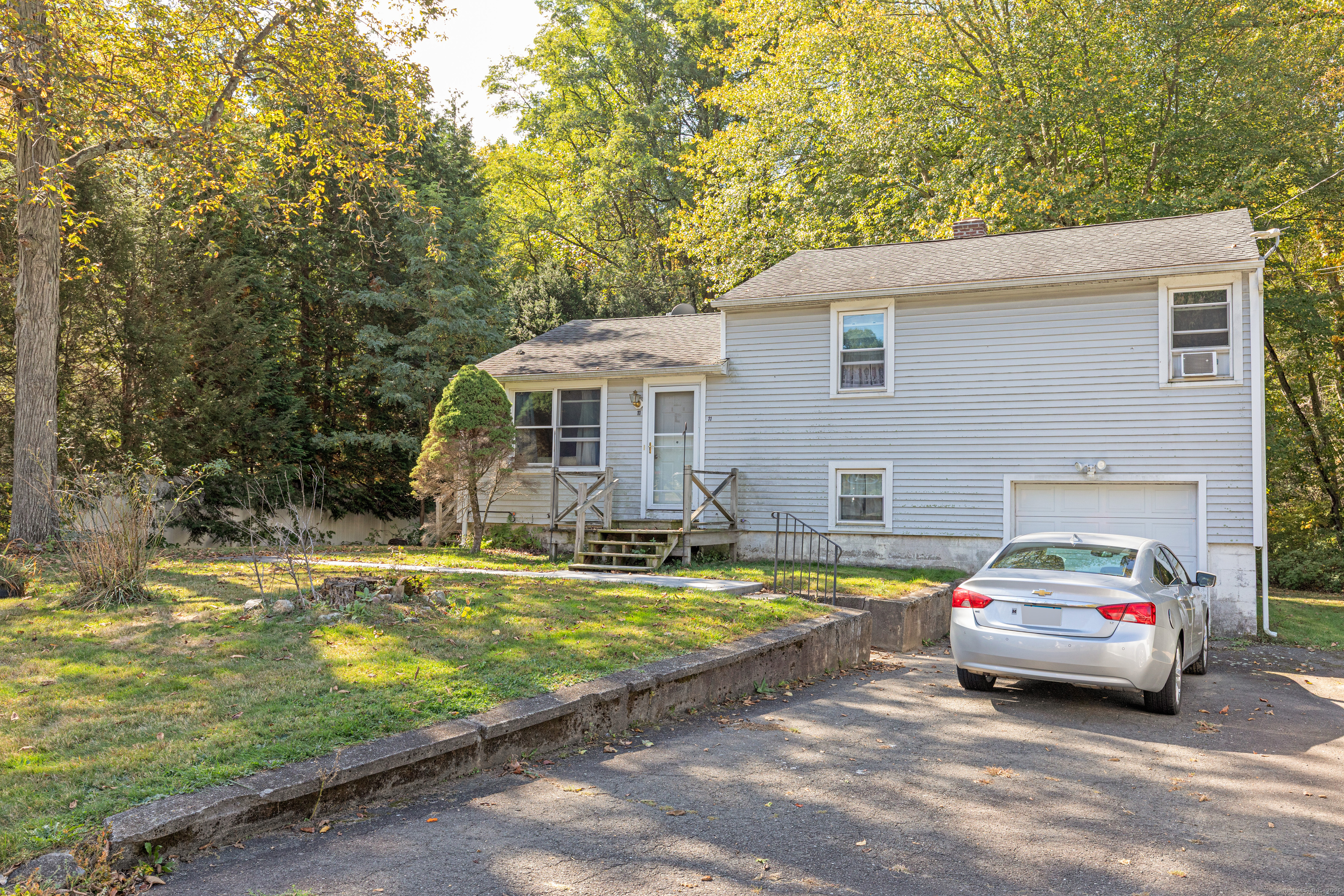 11 Sheasby Road Ansonia CT 06401