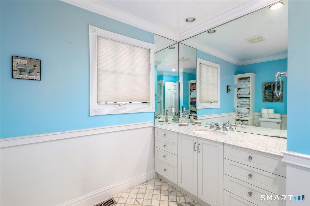 140 Labbance Lane Fairfield CT 06824